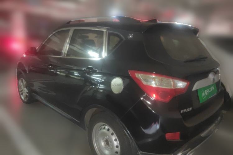 Used CHANGAN CS35 2015 1.6L Manual Luxury Model China IV Standard Rear Left 45 Deg