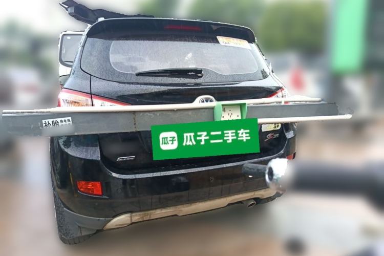 Used CHANGAN CS35 2015 1.6L Manual Luxury Model China IV Standard Rear
