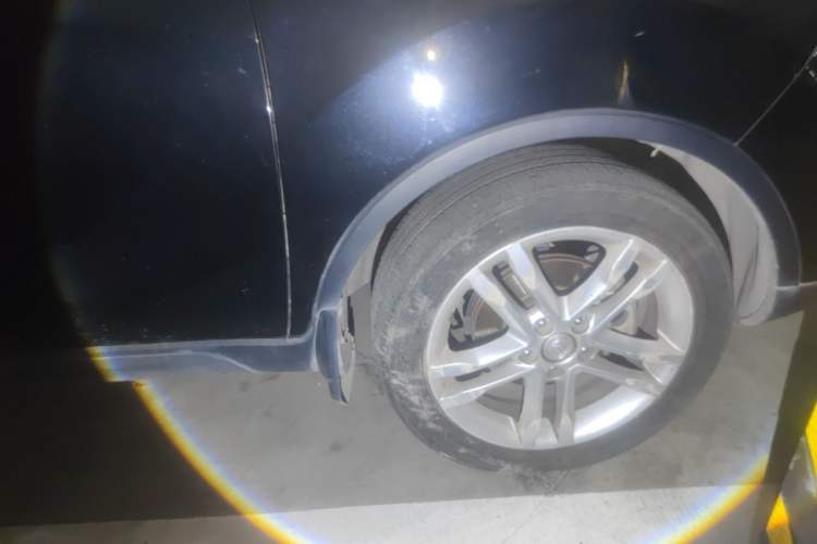 Used CHANGAN CS35 2015 1.6L Manual Luxury Model China IV Standard Right Front Wheel Hub