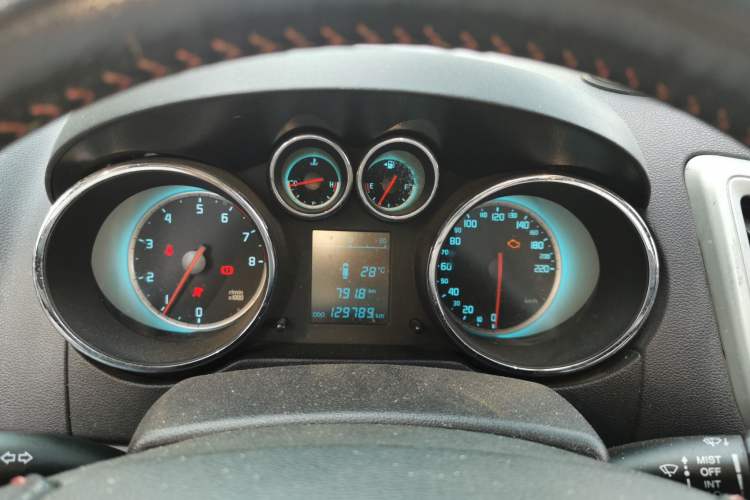 Used CHANGAN CS35 2015 1.6L Manual Luxury Model China IV Standard Instrument Cluster
