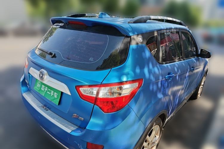 Used CHANGAN CS35 2015 1.6L Manual Luxury Model China IV Standard Rear Right 45 Deg