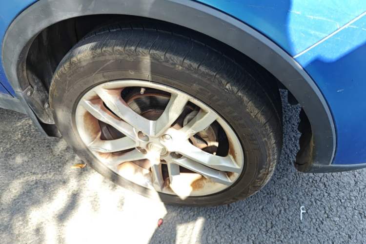 Used CHANGAN CS35 2015 1.6L Manual Luxury Model China IV Standard Right Front Wheel Hub