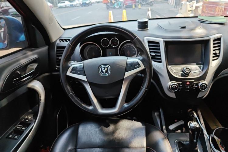 Used CHANGAN CS35 2015 1.6L Manual Luxury Model China IV Standard Steering Wheel