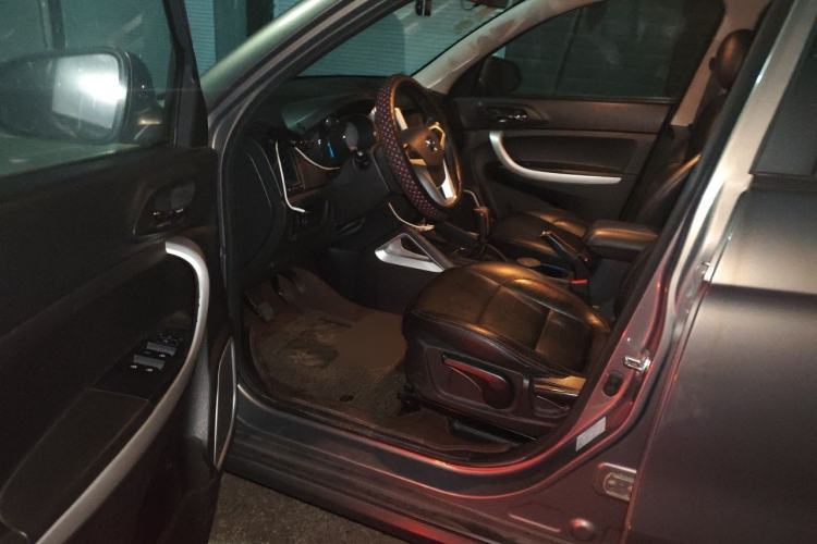 Used CHANGAN CS35 2015 1.6L Manual Luxury Model China V Standard Driver Seat