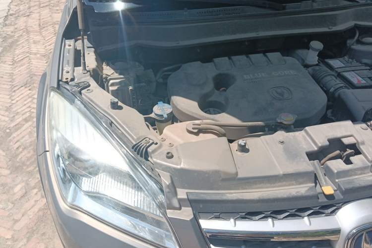 Used CHANGAN CS35 2015 1.6L Manual Luxury Model China IV Standard Engine Bay Right