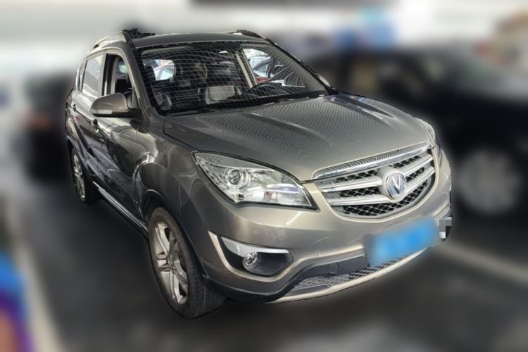 Used CHANGAN CS35 2015 1.6L Manual Luxury Model China IV Standard Front Right 45 Deg