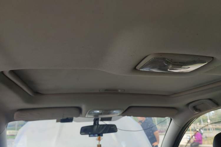 Used CHANGAN CS35 2015 1.6L Manual Luxury Model China IV Standard Headliner