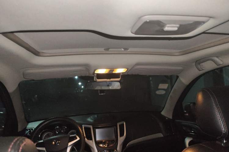Used CHANGAN CS35 2015 1.6L Manual Luxury Model China V Standard Headliner