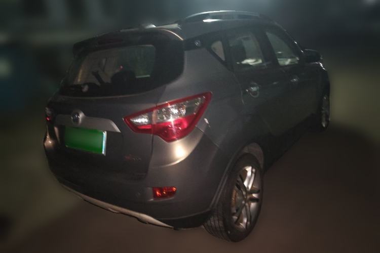 Used CHANGAN CS35 2015 1.6L Manual Luxury Model China V Standard Rear Right 45 Deg