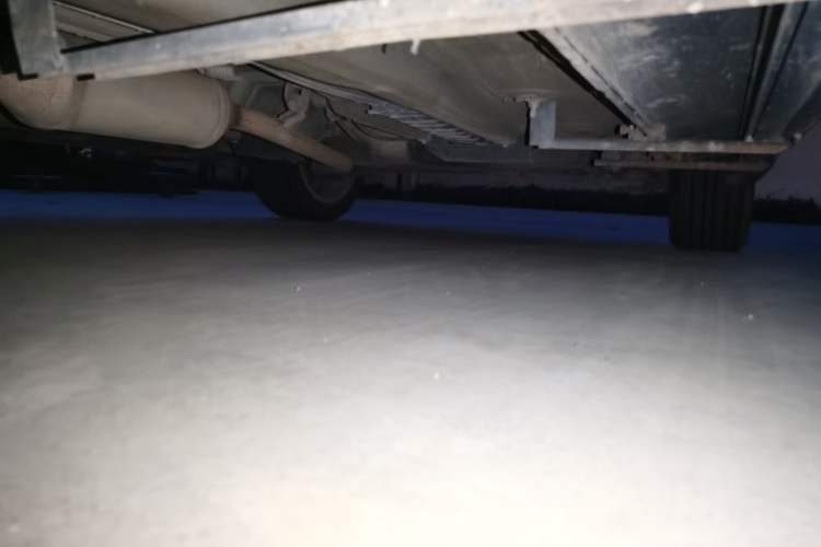 Used CHANGAN CS35 2015 1.6L Automatic Luxury Model China IV Standard Chassis Front Left