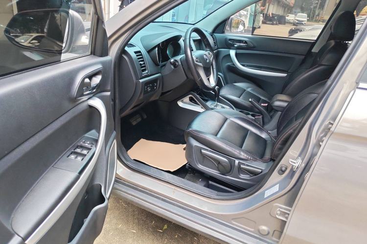 Used CHANGAN CS35 2015 1.6L Automatic Prestige Model China V Standard Driver Seat