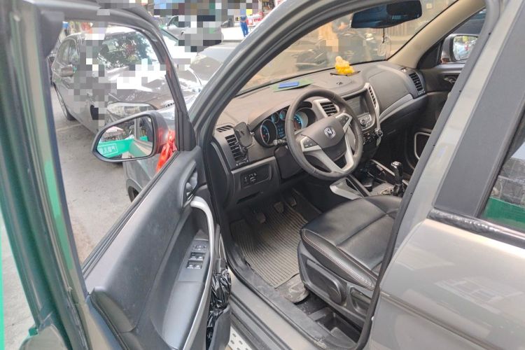 Used CHANGAN CS35 2015 1.6L Manual Luxury Model China IV Standard Driver Seat