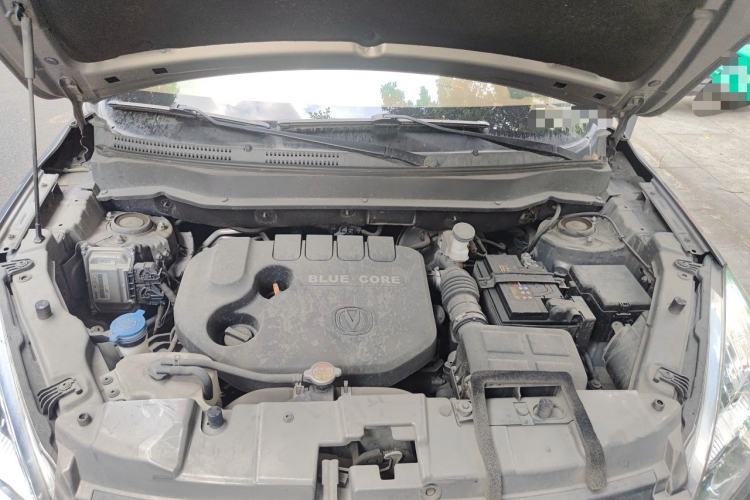 Used CHANGAN CS35 2015 1.6L Manual Luxury Model China IV Standard Engine Bay