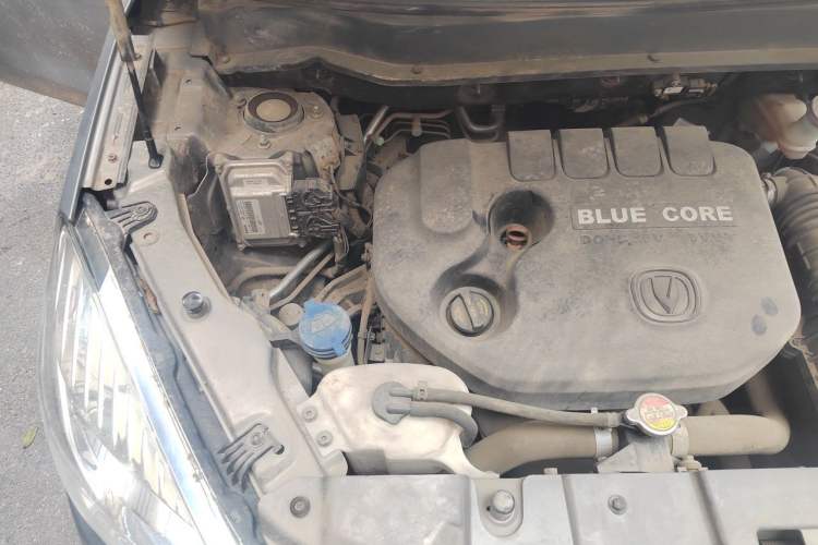 Used CHANGAN CS35 2015 1.6L Manual Luxury Model China V Standard Engine Bay Right