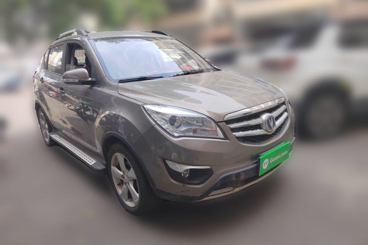 Used CHANGAN CS35 2015 1.6L Manual Luxury Model China V Standard Front Right 45 Deg