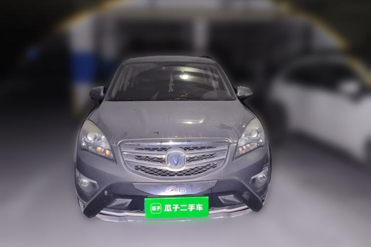 Used CHANGAN CS35 2015 1.6L Automatic Luxury Model China IV Standard Front