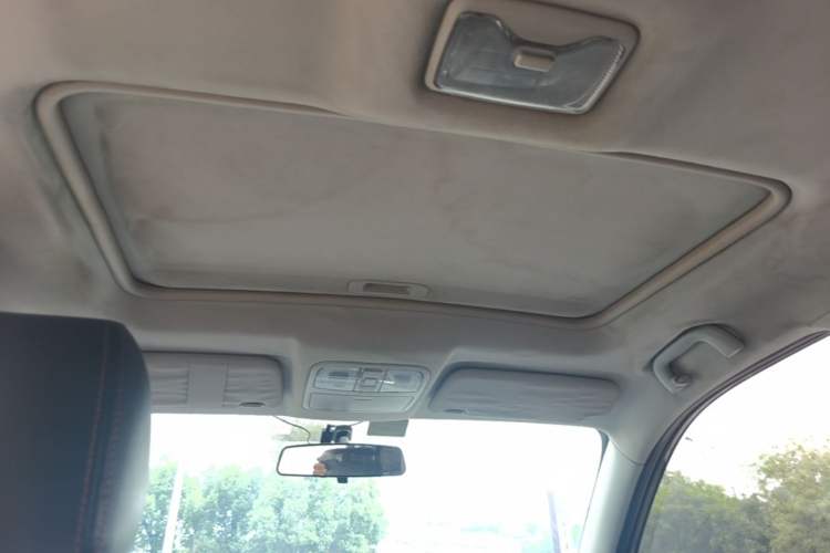 Used CHANGAN CS35 2015 1.6L Manual Luxury Model China IV Standard Headliner