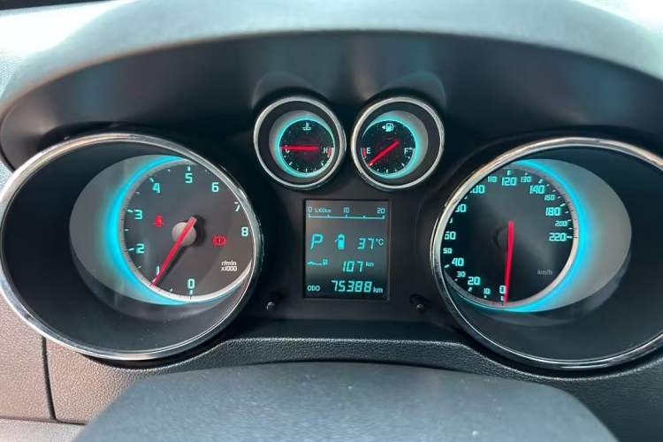 Used CHANGAN CS35 2015 1.6L Automatic Prestige Model China V Standard Instrument Cluster
