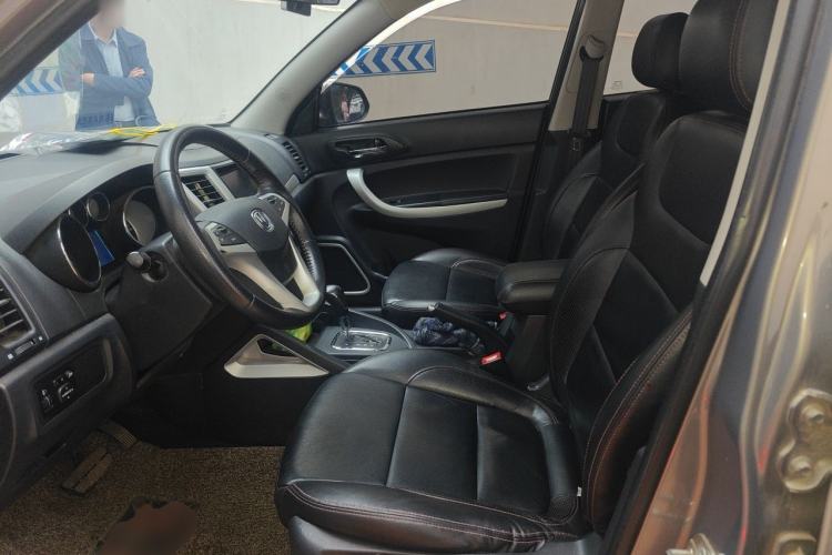 Used CHANGAN CS35 2015 1.6L Automatic Luxury Model China IV Standard Left Front Seat