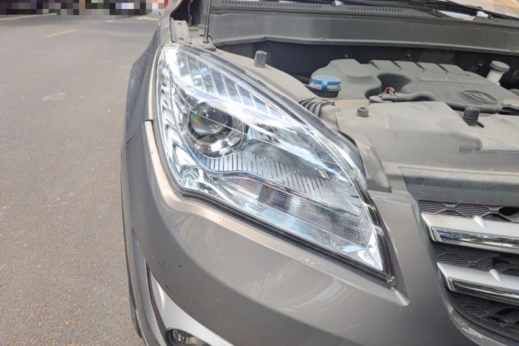 Used CHANGAN CS35 2015 1.6L Manual Luxury Model China IV Standard Right Front Headlight