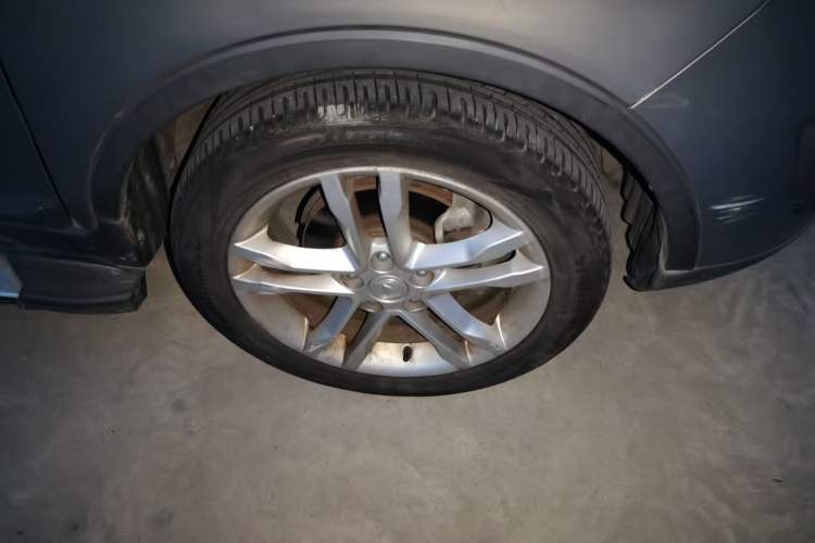 Used CHANGAN CS35 2015 1.6L Automatic Luxury Model China IV Standard Right Front Wheel Hub