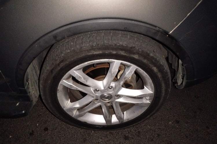 Used CHANGAN CS35 2015 1.6L Automatic Luxury Model China V Standard Right Front Wheel Hub