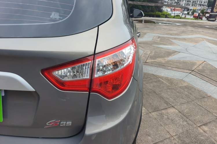 Used CHANGAN CS35 2015 1.6L Manual Luxury Model China IV Standard Right Rear Taillight