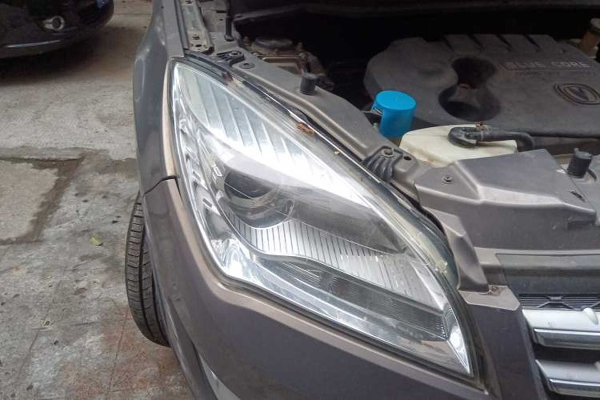 Used CHANGAN CS35 2015 1.6L Manual Luxury Model China IV Standard Right Front Headlight