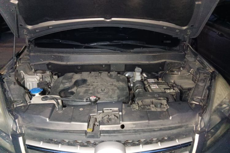 Used CHANGAN CS35 2015 1.6L Manual Luxury Model China IV Standard Engine Bay