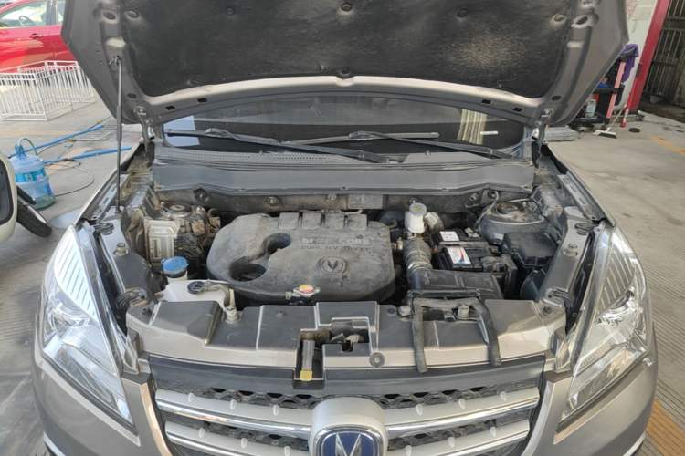Used CHANGAN CS35 2015 1.6L Automatic Prestige Model China IV Standard Engine Bay