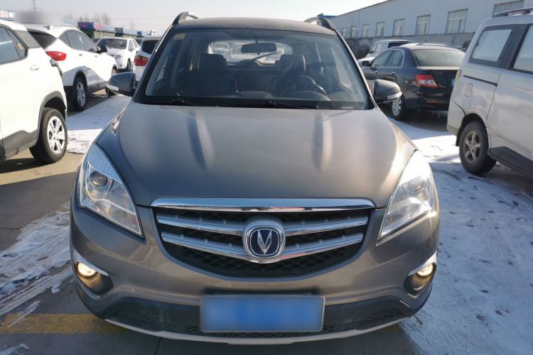 Used CHANGAN CS35 2015 1.6L Manual Luxury Model China IV Standard Exterior 1