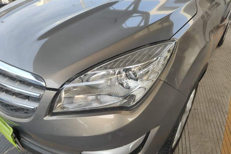 Used CHANGAN CS35 2015 1.6L Automatic Prestige Model China IV Standard Left Front Headlight