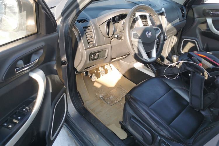 Used CHANGAN CS35 2015 1.6L Manual Luxury Model China IV Standard Left Front Seat