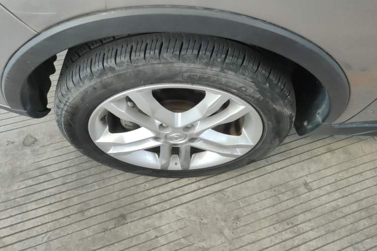 Used CHANGAN CS35 2015 1.6L Automatic Prestige Model China IV Standard Left Front Wheel Hub