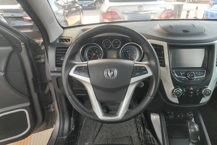 Used CHANGAN CS35 2015 1.6L Automatic Prestige Model China IV Standard Steering Wheel
