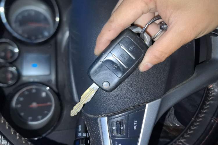 Used CHANGAN CS35 2015 1.6L Automatic Luxury Model China IV Standard Vehicle Key