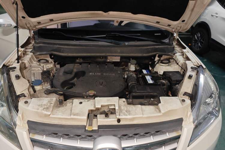 Used CHANGAN CS35 2015 1.6L Automatic Luxury Model China V Standard Engine Bay
