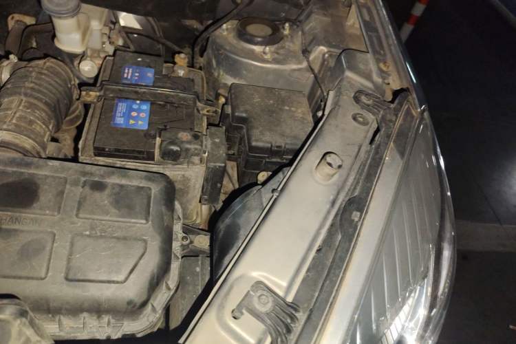 Used CHANGAN CS35 2015 1.6L Manual Luxury Model China V Standard Engine Bay Left