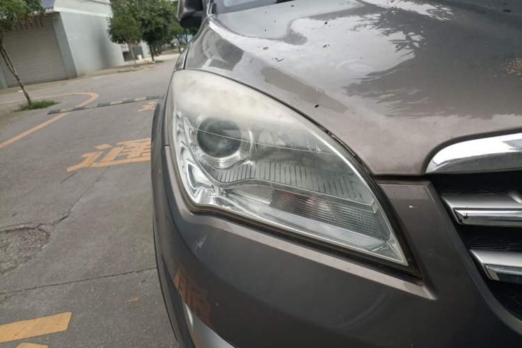 Used CHANGAN CS35 2015 1.6L Manual Luxury Model China V Standard Right Front Headlight
