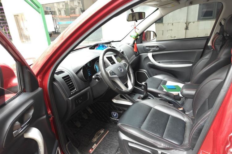 Used CHANGAN CS35 2015 1.6L Manual Luxury Model China IV Standard Driver Seat