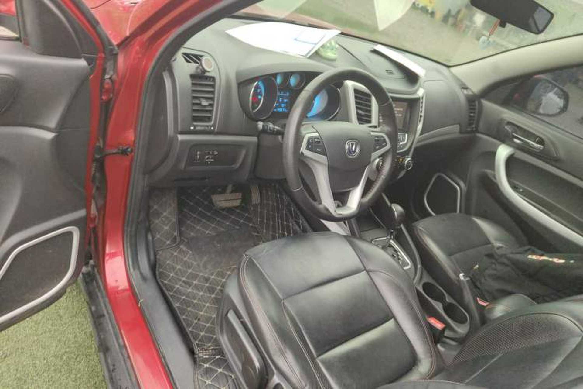 Used CHANGAN CS35 2015 1.6L Automatic Luxury Model China IV Standard Driver Seat
