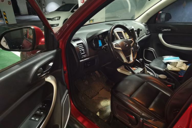 Used CHANGAN CS35 2015 1.6L Manual Luxury Model China IV Standard Driver Seat