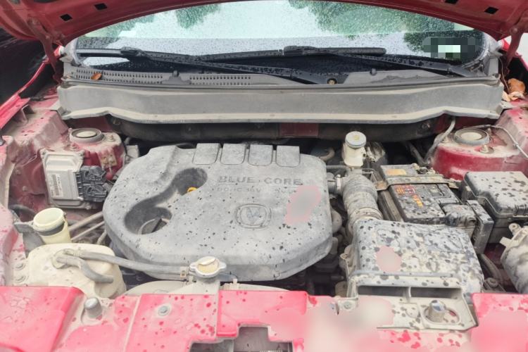 Used CHANGAN CS35 2015 1.6L Automatic Luxury Model China IV Standard Engine Bay