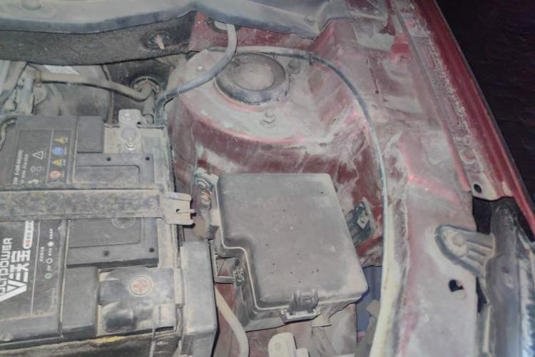 Used CHANGAN CS35 2015 1.6L Manual Luxury Model China IV Standard Engine Bay Left