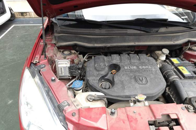 Used CHANGAN CS35 2015 1.6L Manual Luxury Model China IV Standard Engine Bay Right