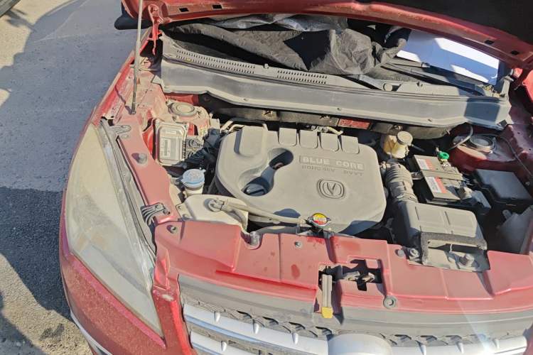 Used CHANGAN CS35 2015 1.6L Manual Luxury Model China V Standard Engine Bay Right