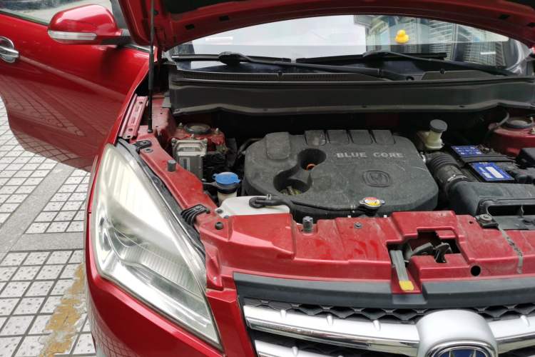 Used CHANGAN CS35 2015 1.6L Manual Luxury Model China IV Standard Engine Bay Right