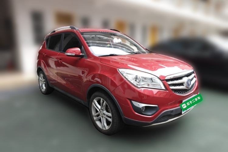 Used CHANGAN CS35 2015 1.6L Manual Luxury Model China IV Standard Front Right 45 Deg