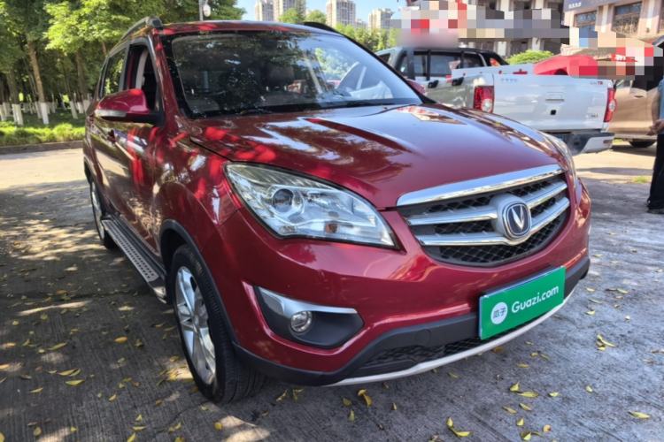 Used CHANGAN CS35 2015 1.6L Manual Luxury Model China IV Standard Front Right 45 Deg