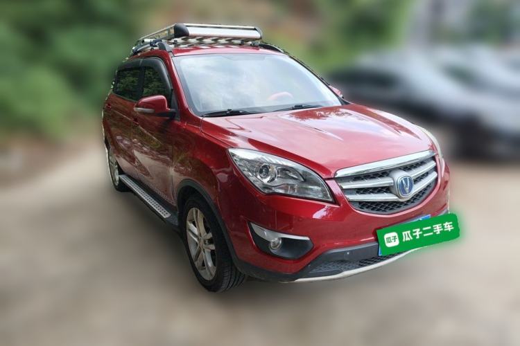 Used CHANGAN CS35 2015 1.6L Manual Luxury Model China IV Standard Front Right 45 Deg